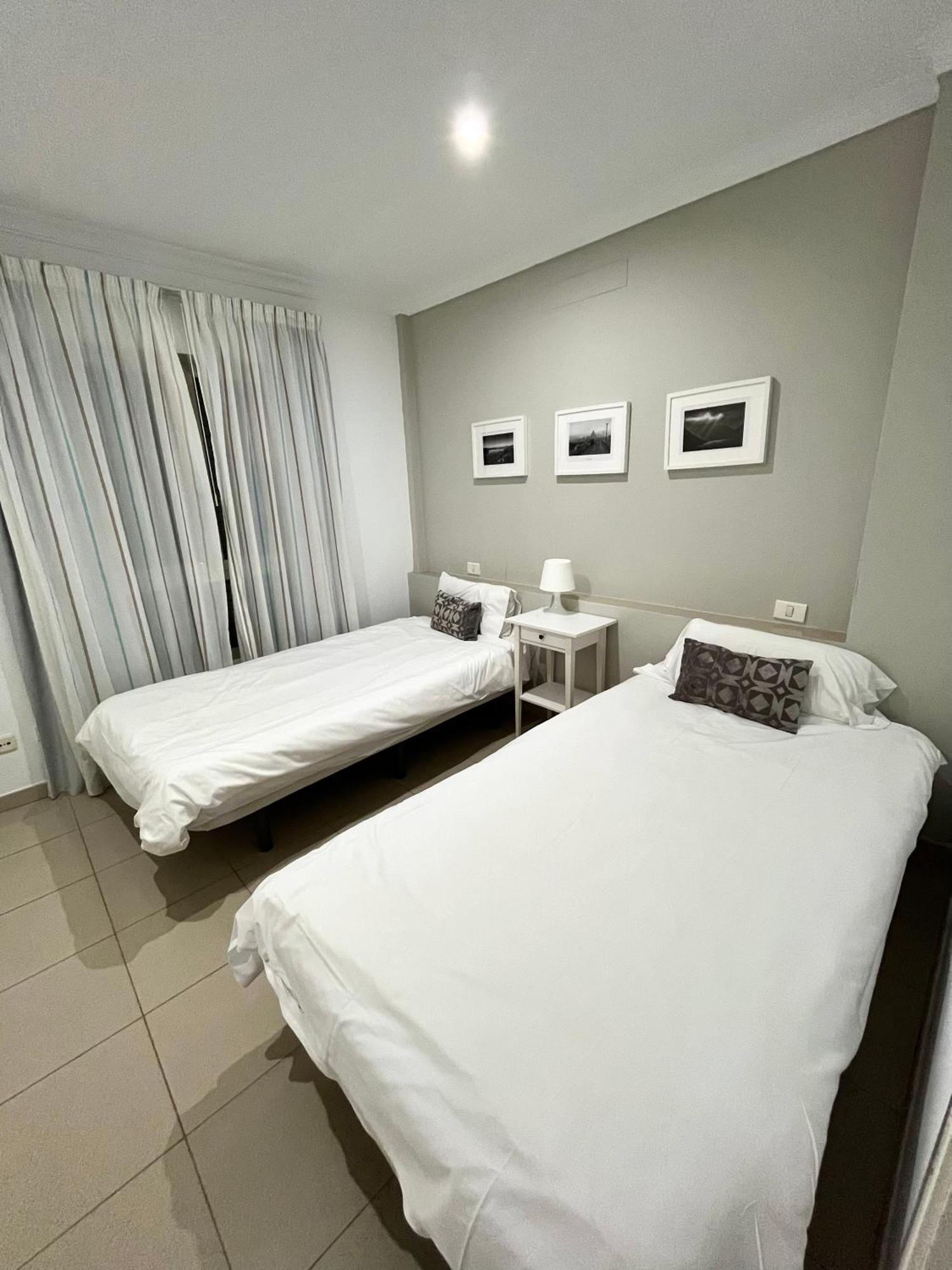 Costa Azul Apartments - 2B ปวยร์โต เด มอแกน ภายนอก รูปภาพ