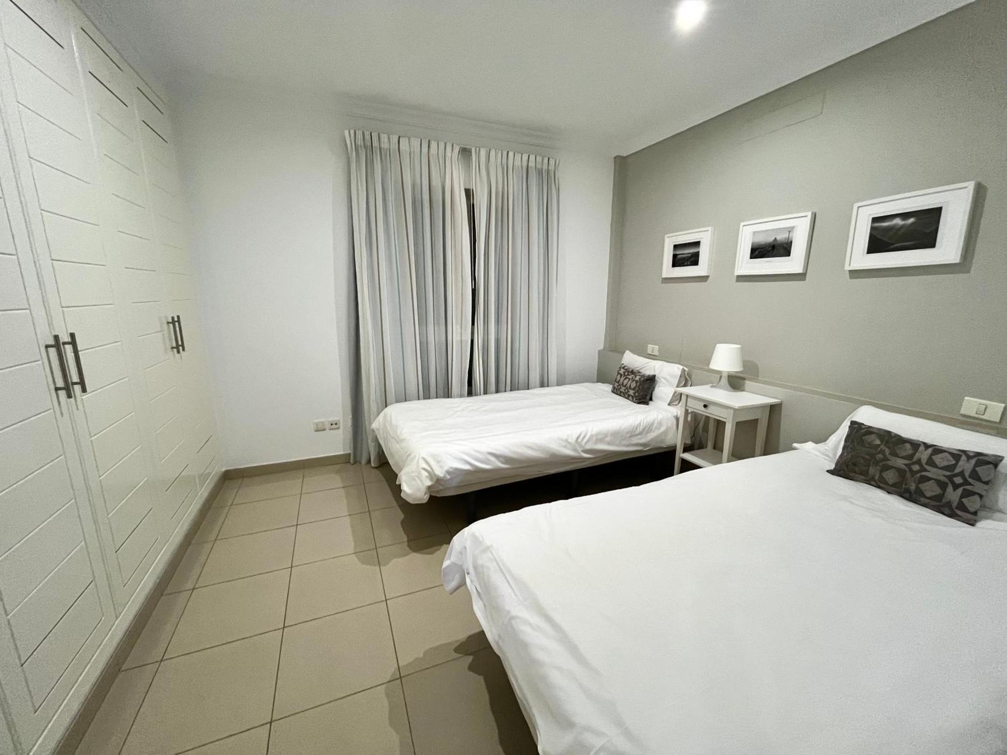Costa Azul Apartments - 2B ปวยร์โต เด มอแกน ภายนอก รูปภาพ